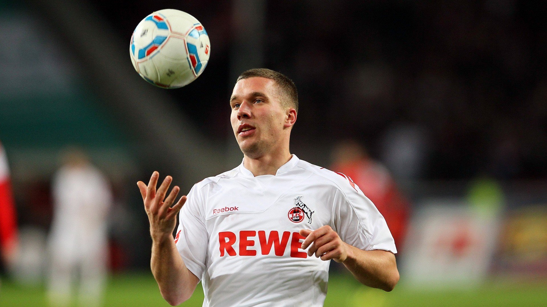 《ApexLegends》“极夜风暴”新地图上线,战术战局多变,引爆战火辉煌